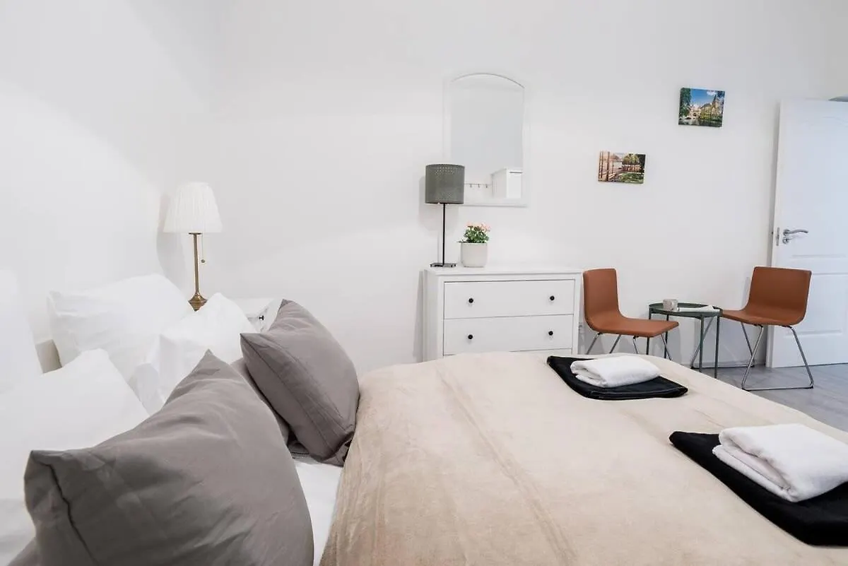 Central Brand New And Modern Apartment Budapest