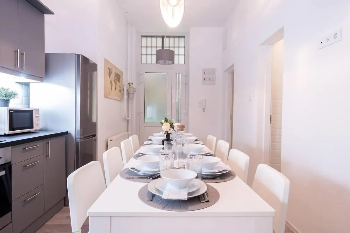 Central Brand New And Modern Apartment Budapest 0*,  Ungern