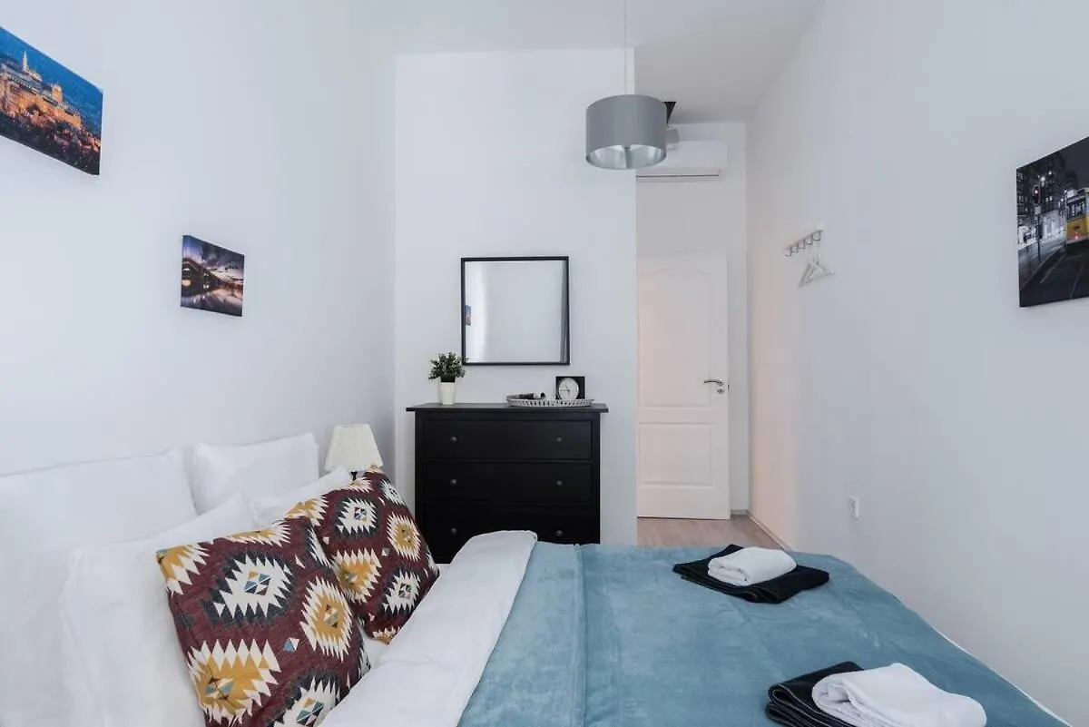 Central Brand New And Modern Apartment Budapest Ungern