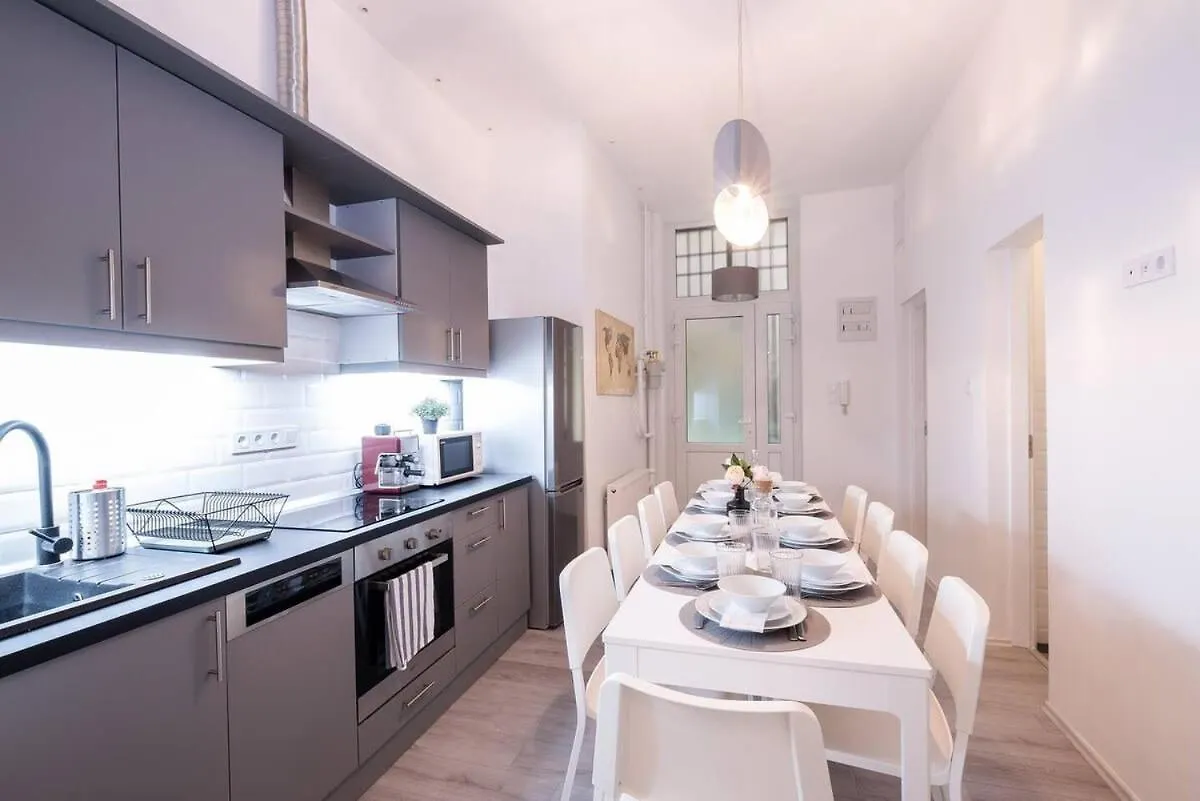 Central Brand New And Modern Apartment Budapest Ungern
